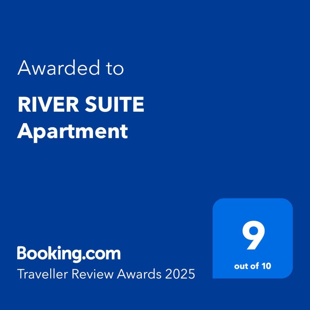 River Suite Apartment Португалете Екстер'єр фото